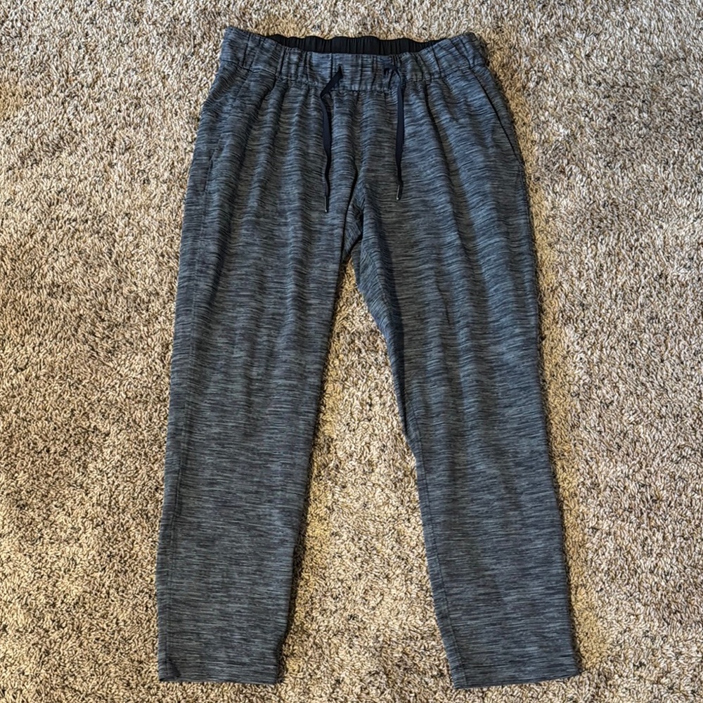 Lululemon on fly pants